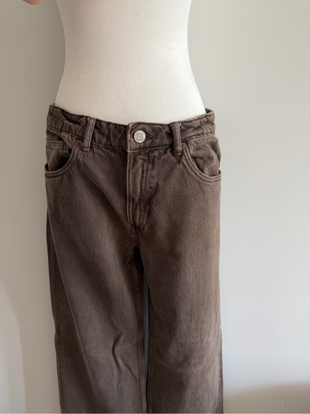 Low rise straight leg jeans